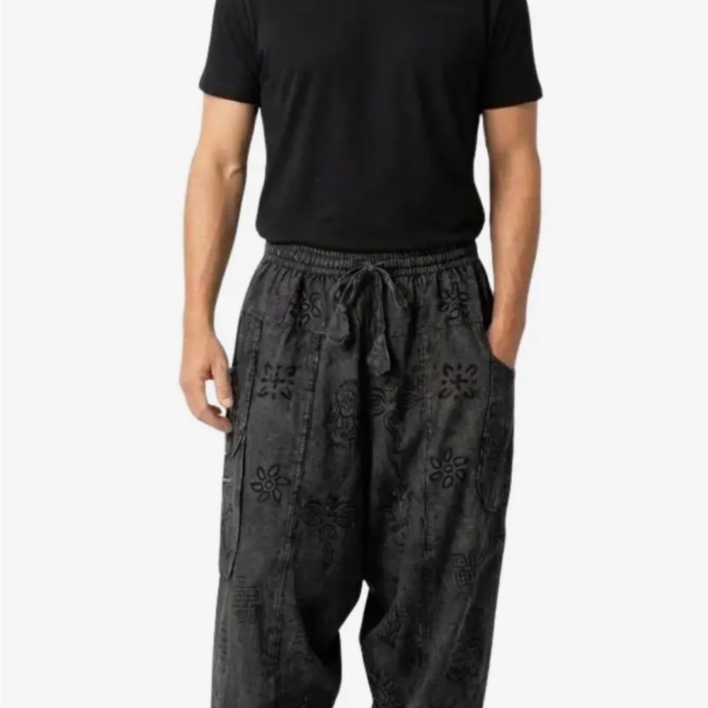 2–NWT Men's Charcoal Cargo Pants